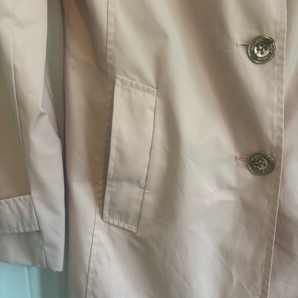 MICHAEL Michael Kors Soft Pink Single-Breasted Trench Coat - Picture 6 of 15
